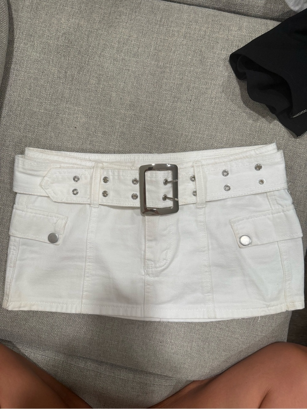 SHEIN White Denim Mini Skirt with Buckle Belt